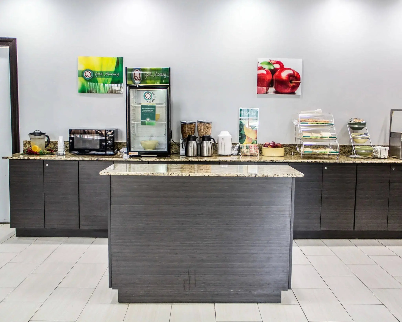 Quality Suites Tulsa I-44