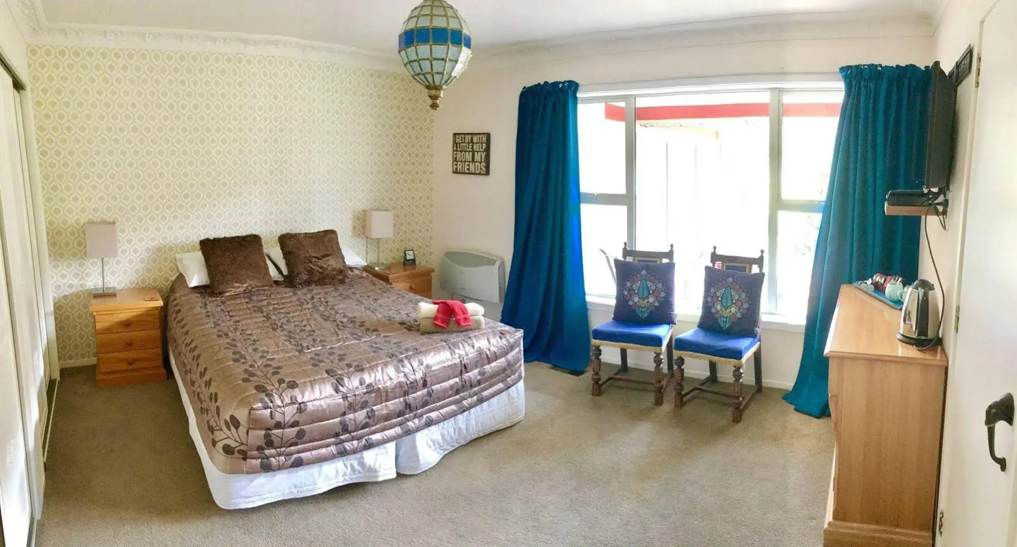 Castle Hill Lodge Bed and Breakfast