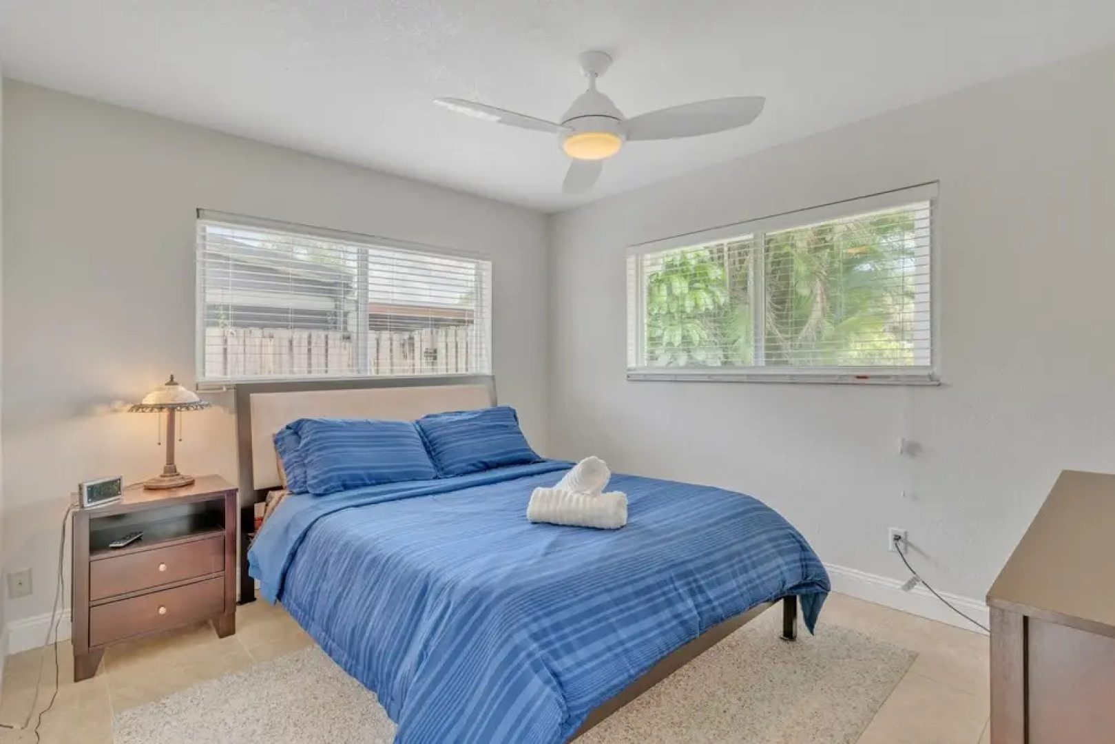 Shangri-la 3 Bedroom Home by RedAwning