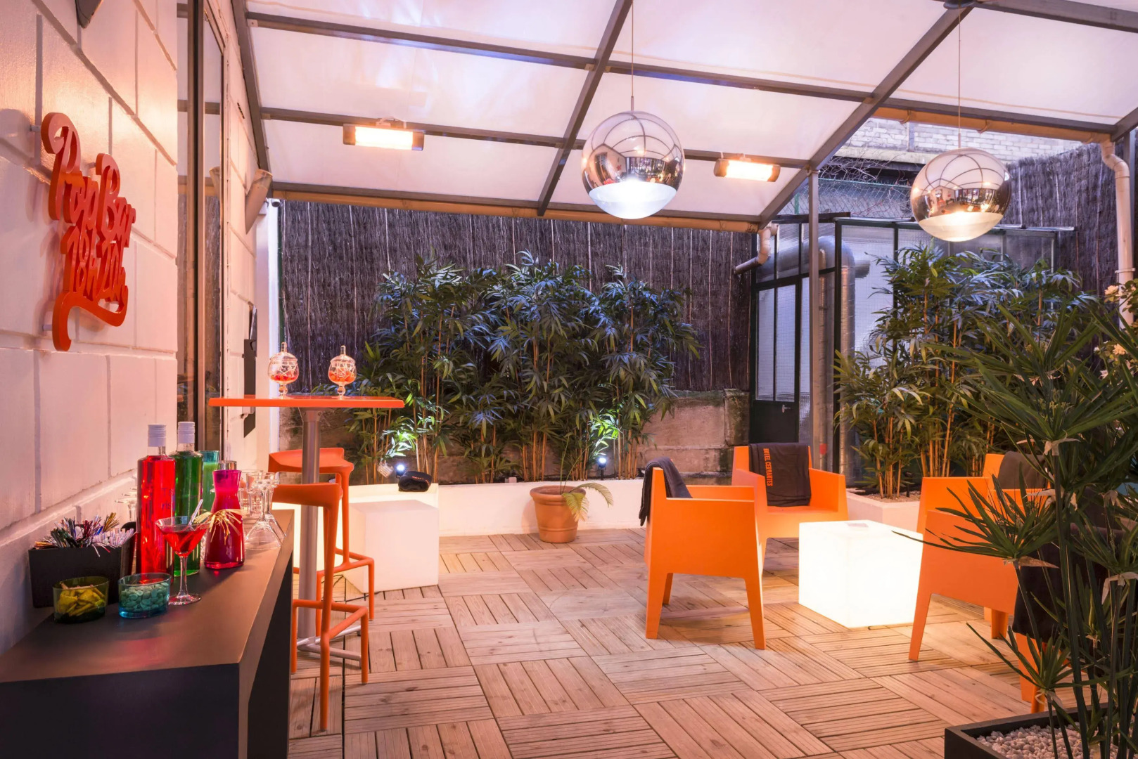 Hôtel Cervantes by Happyculture