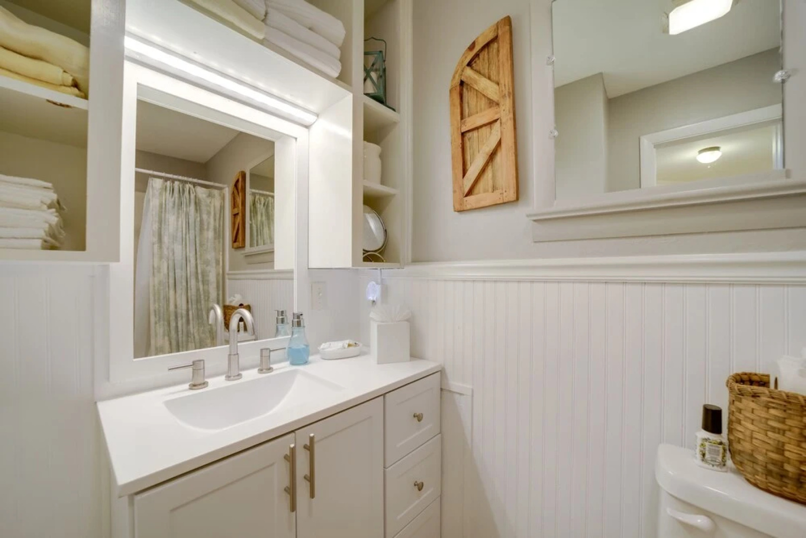 Serene Lake Junaluska Gem: Deck & Mountain Views