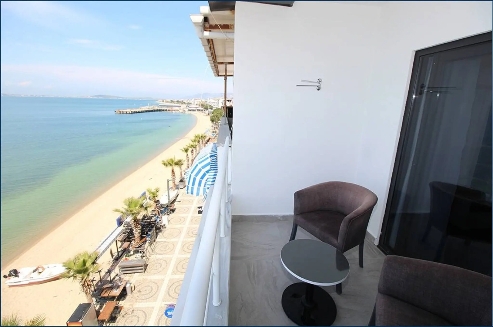 Extravagant Hotel Avsa