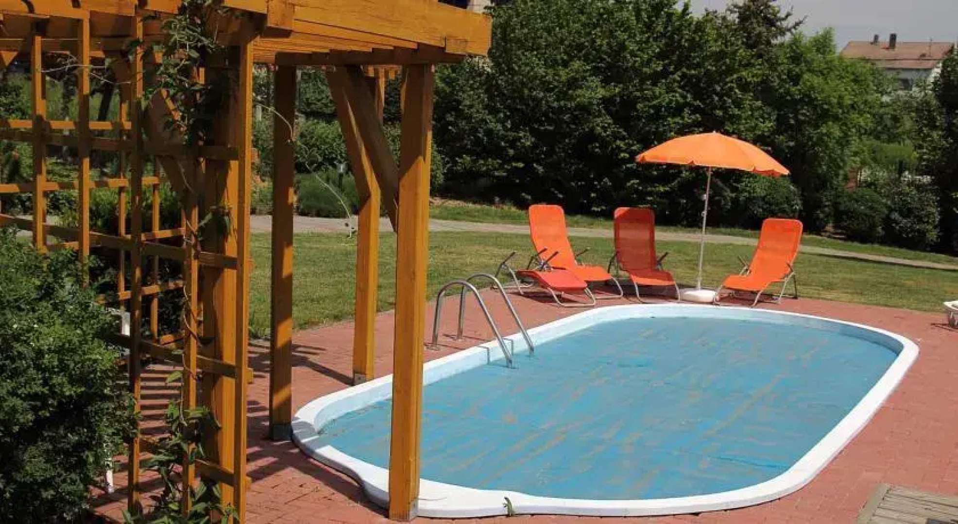 Szivárvány panzió