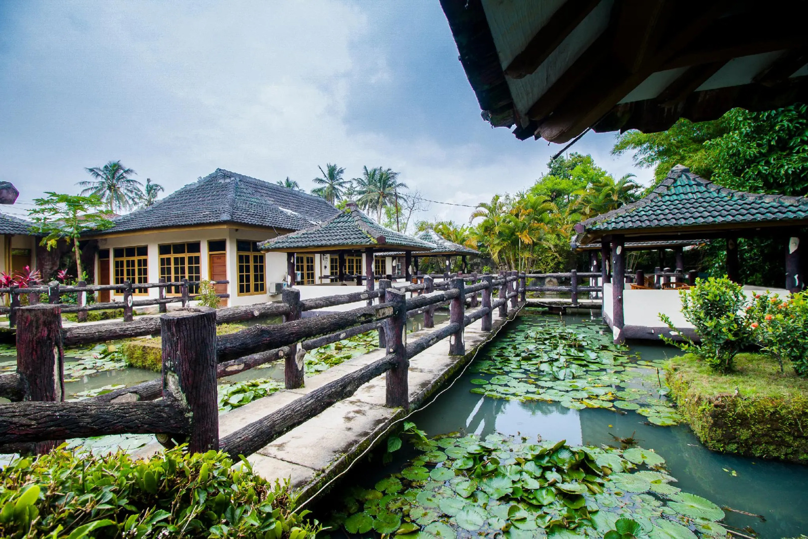 OYO 688 Grand Pakidulan Hotel