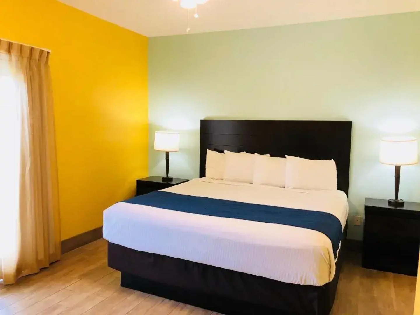 Mariner Inn and Suites