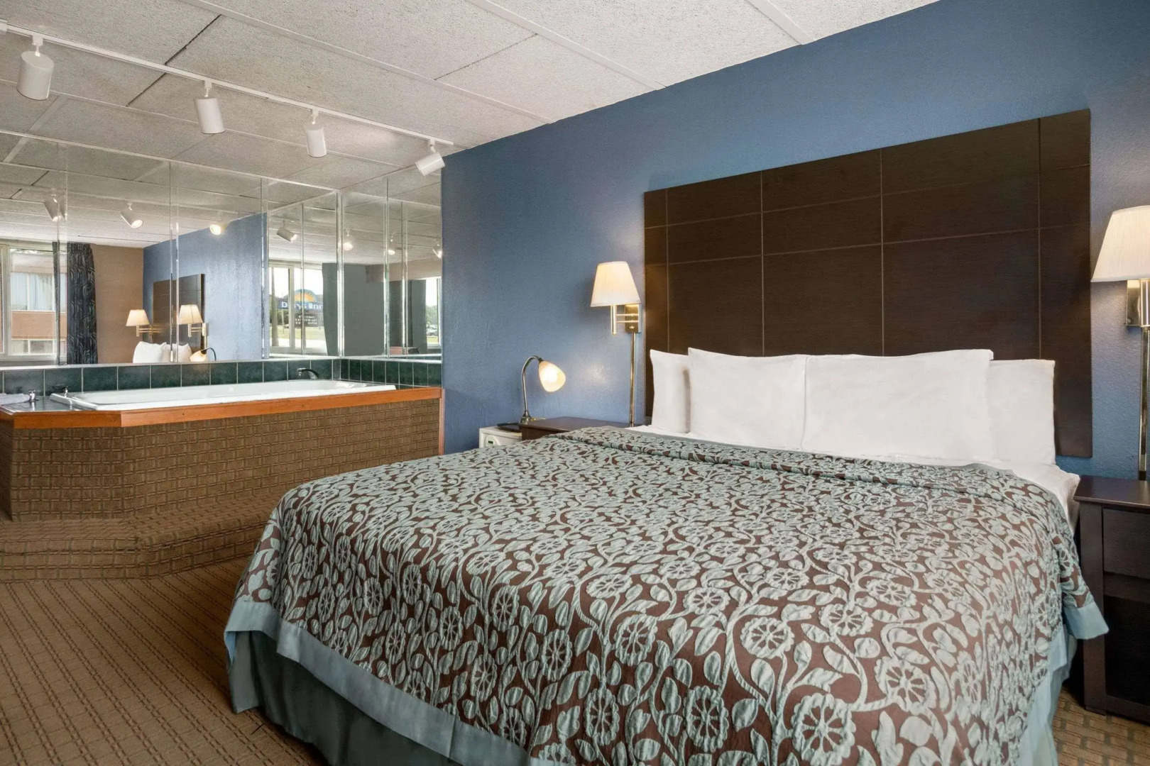 Days Inn Cleveland Willoughby