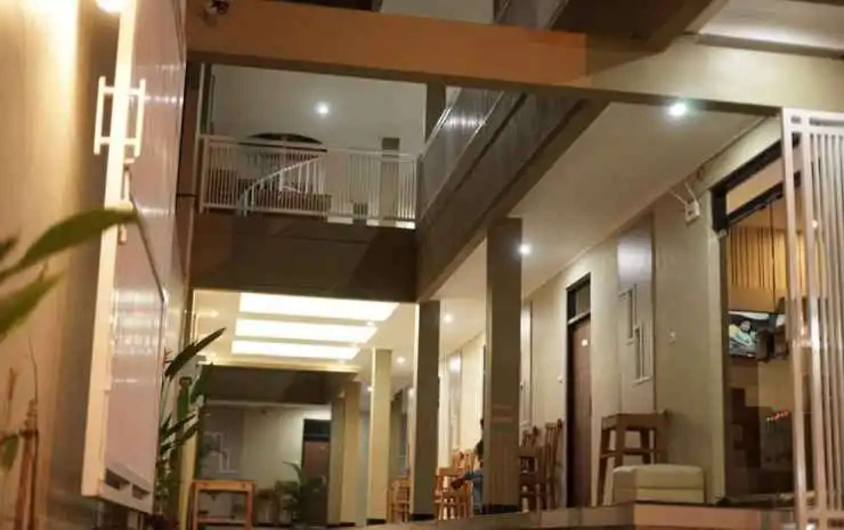 Kedaton House Syariah Banyuwangi