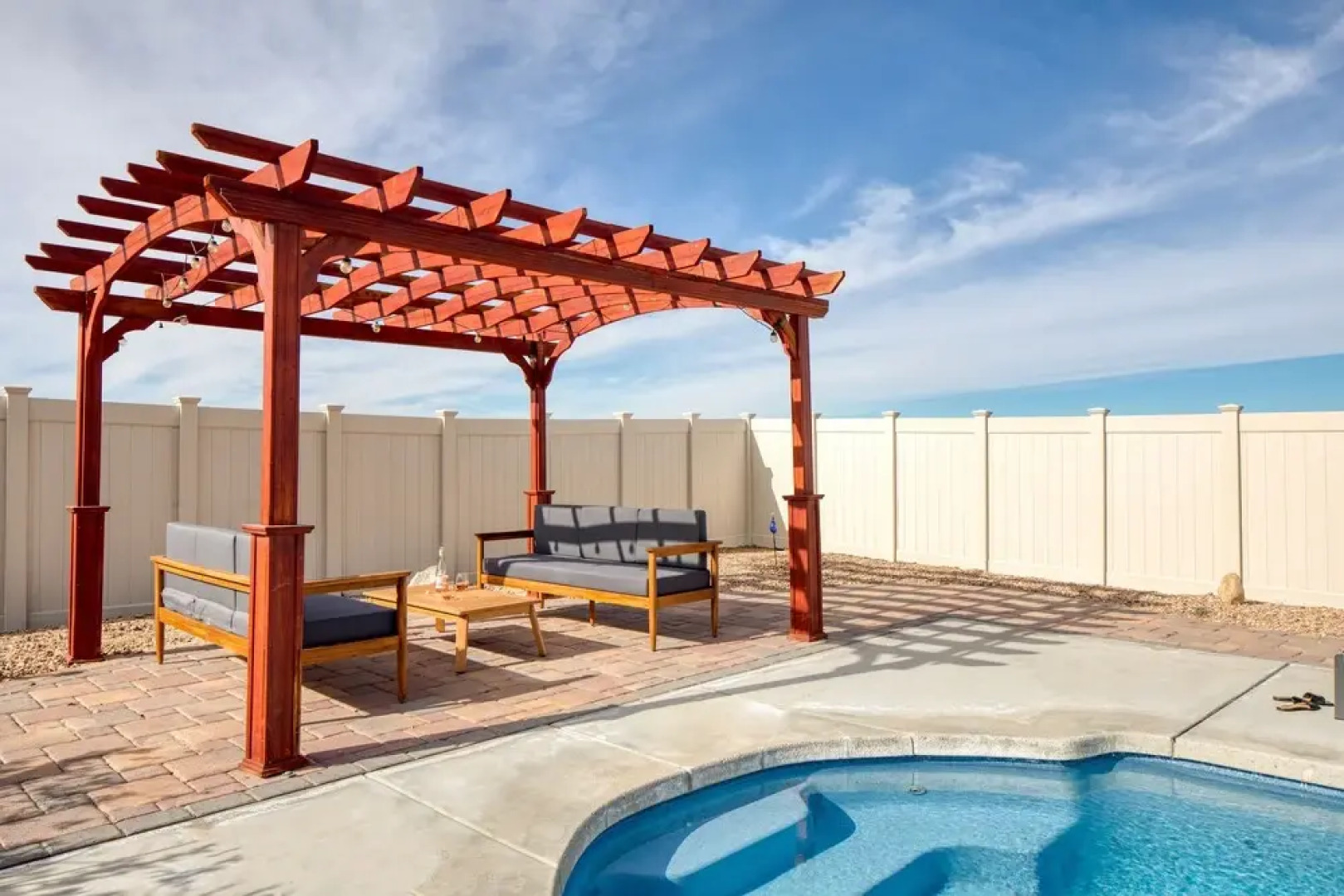 Salton by Avantstay Luxury Desert Estate w/ A Gorgeous Interior, Pool, Patio & Ping Pong!