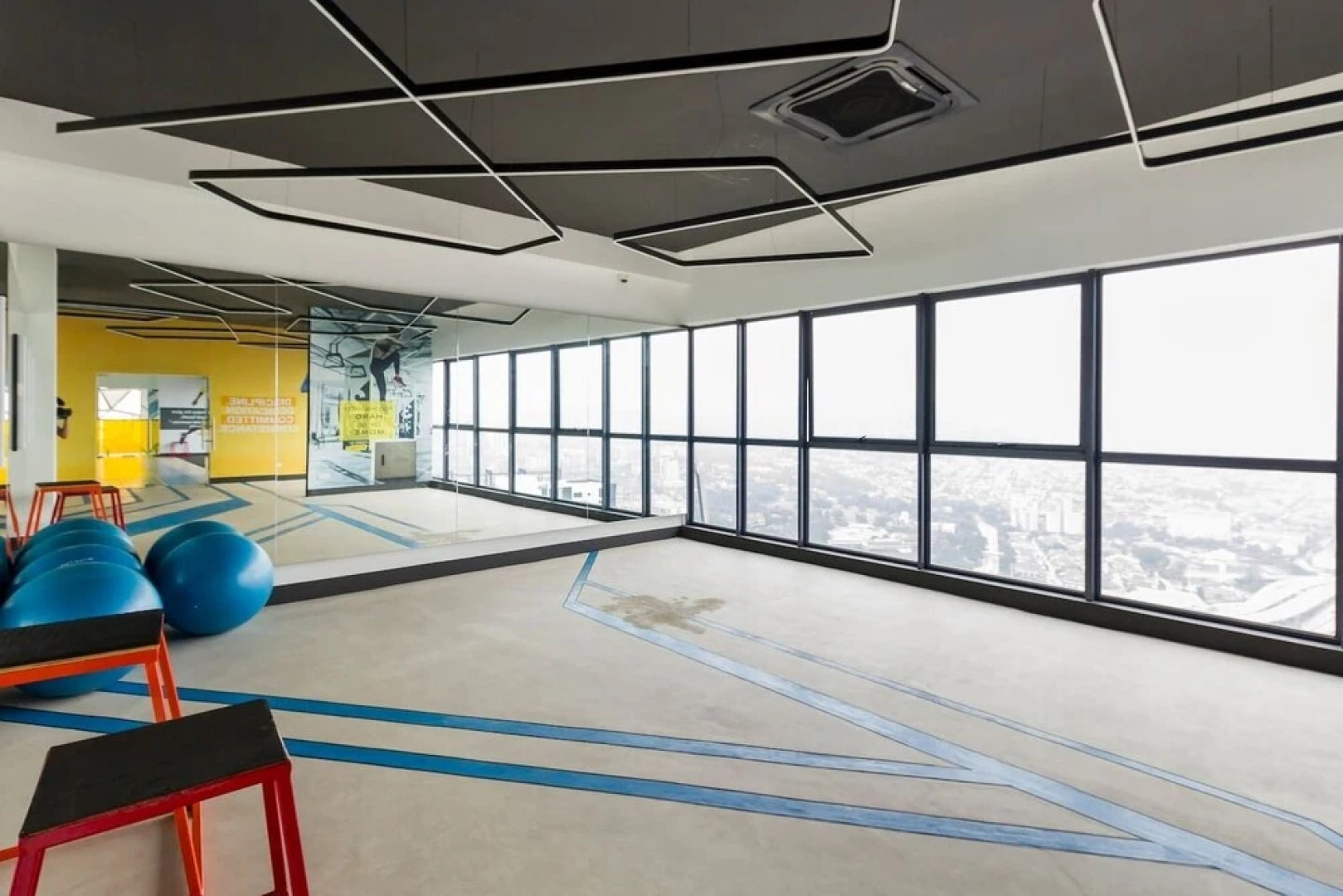 Modern 2Br Arte Suite By Guestready