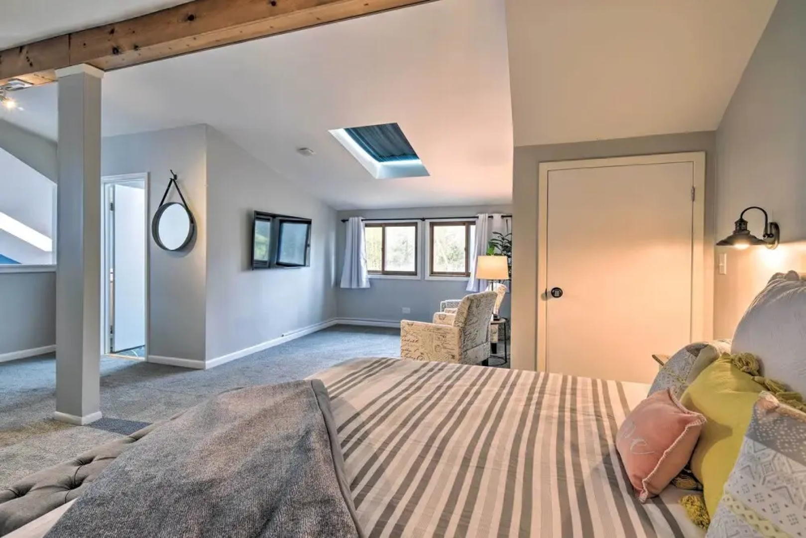 Vernon Township Home w/ Deck on Golf Course