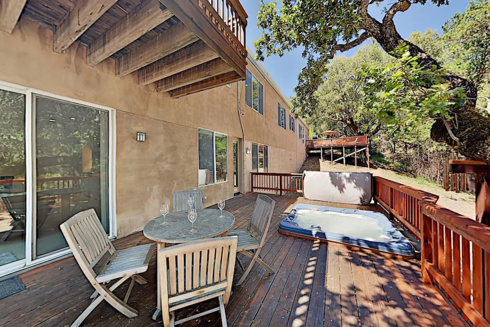 2600 Glen Ellen Home - 3 Br home by RedAwning