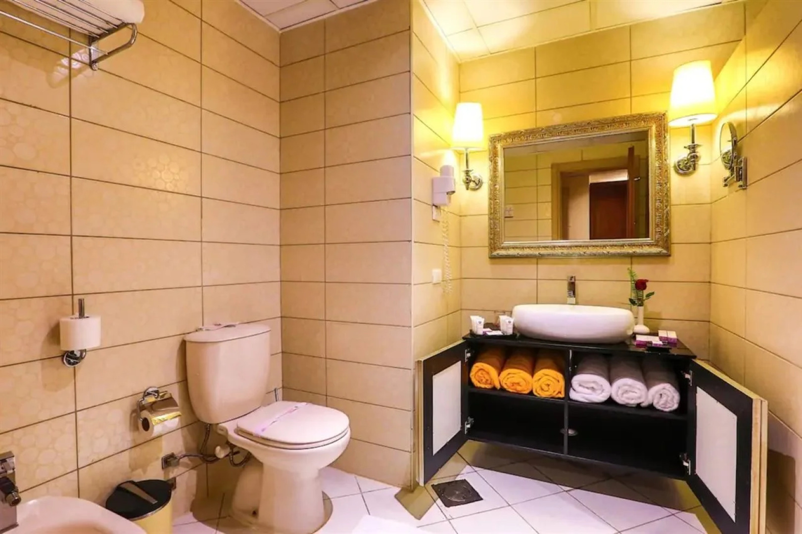 Charmillion Gardens Aquapark