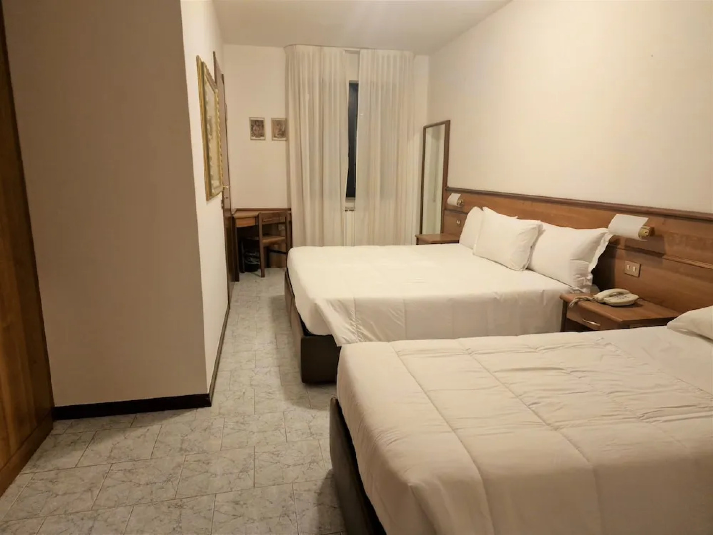 Hotel Montegrino Lakeview