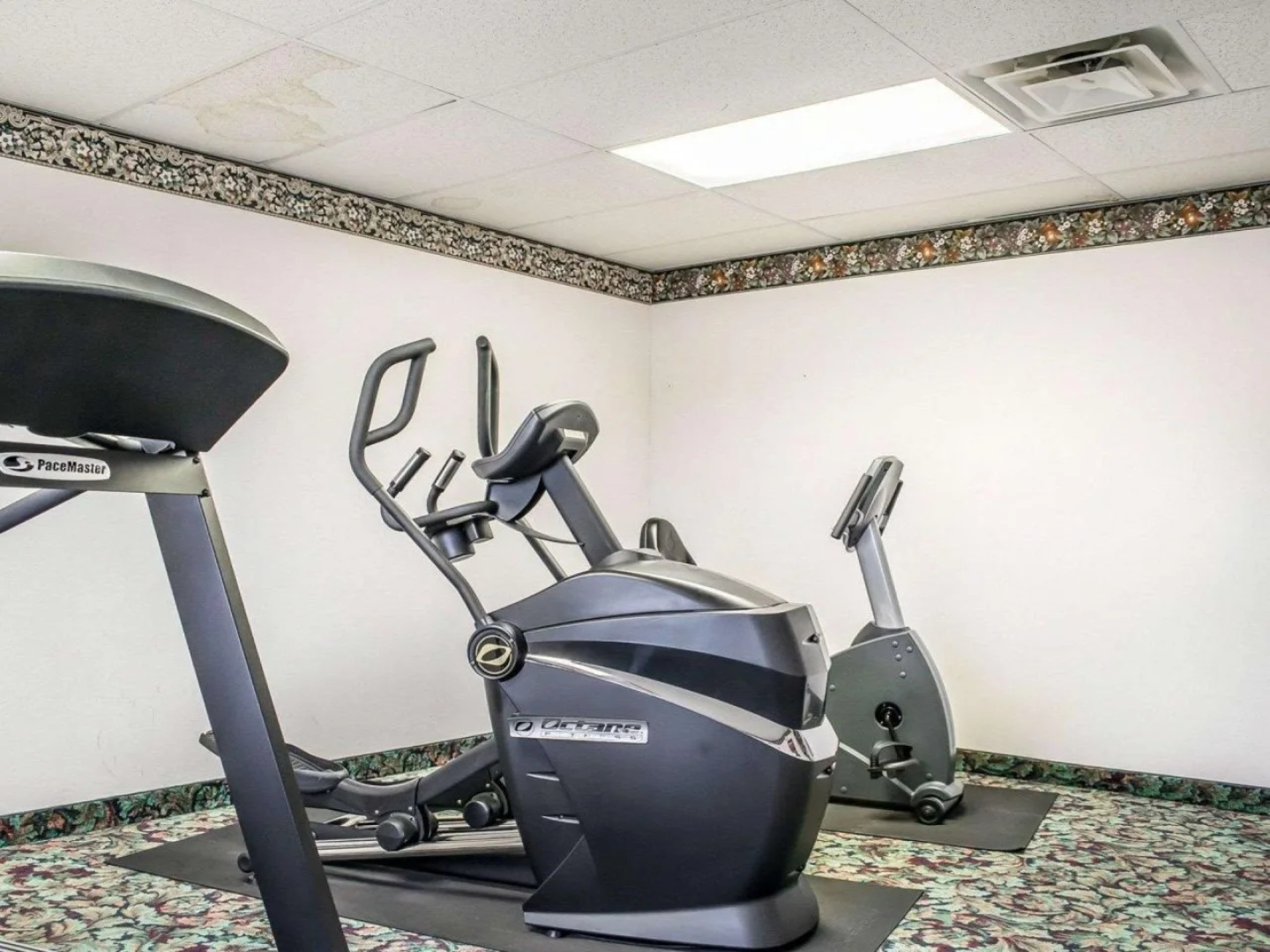 Quality Inn & Suites Brooks Louisville South