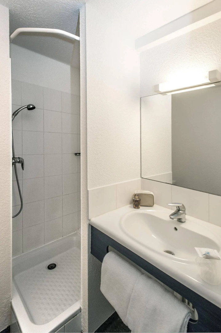 Brit Hotel Essentiel Millau