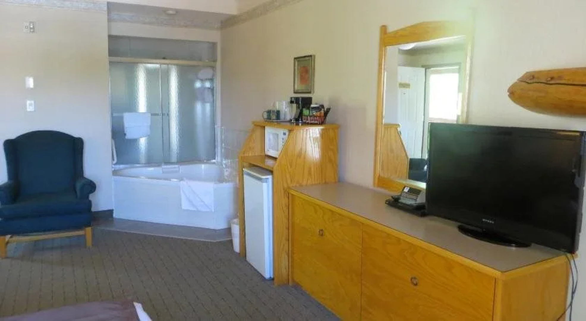 Waterton Glacier Suites