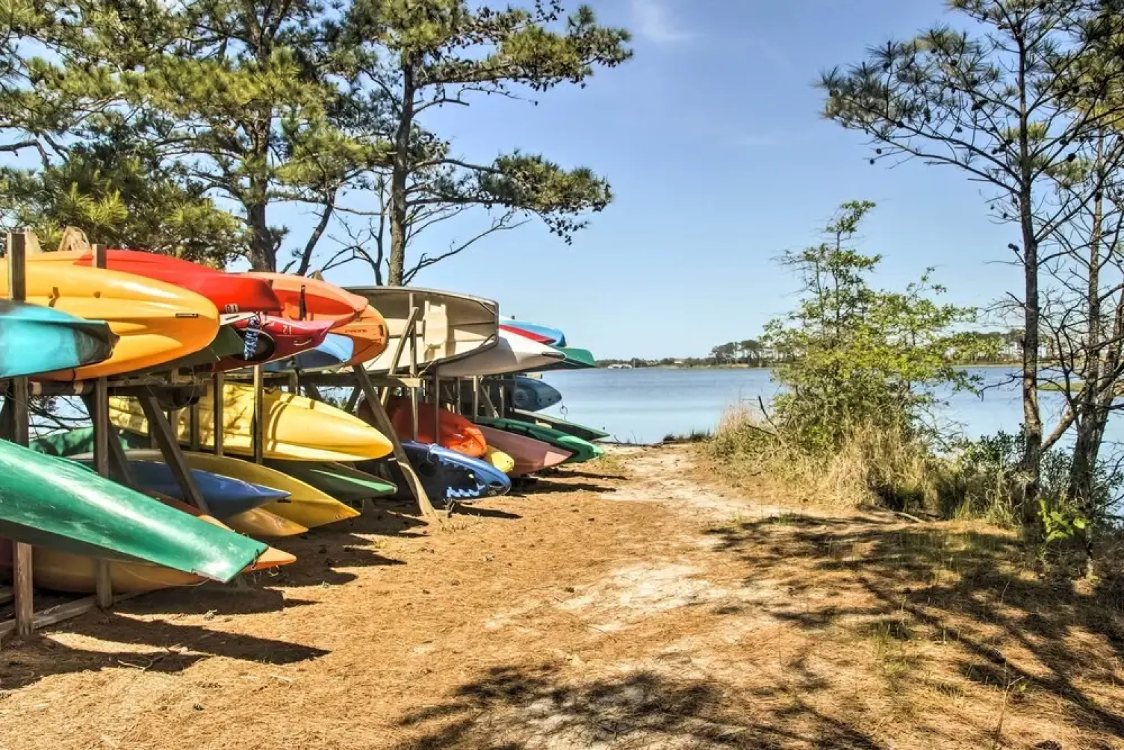 Golf Getaway w/ Pool Access 2 Mi to Bethany Beach!