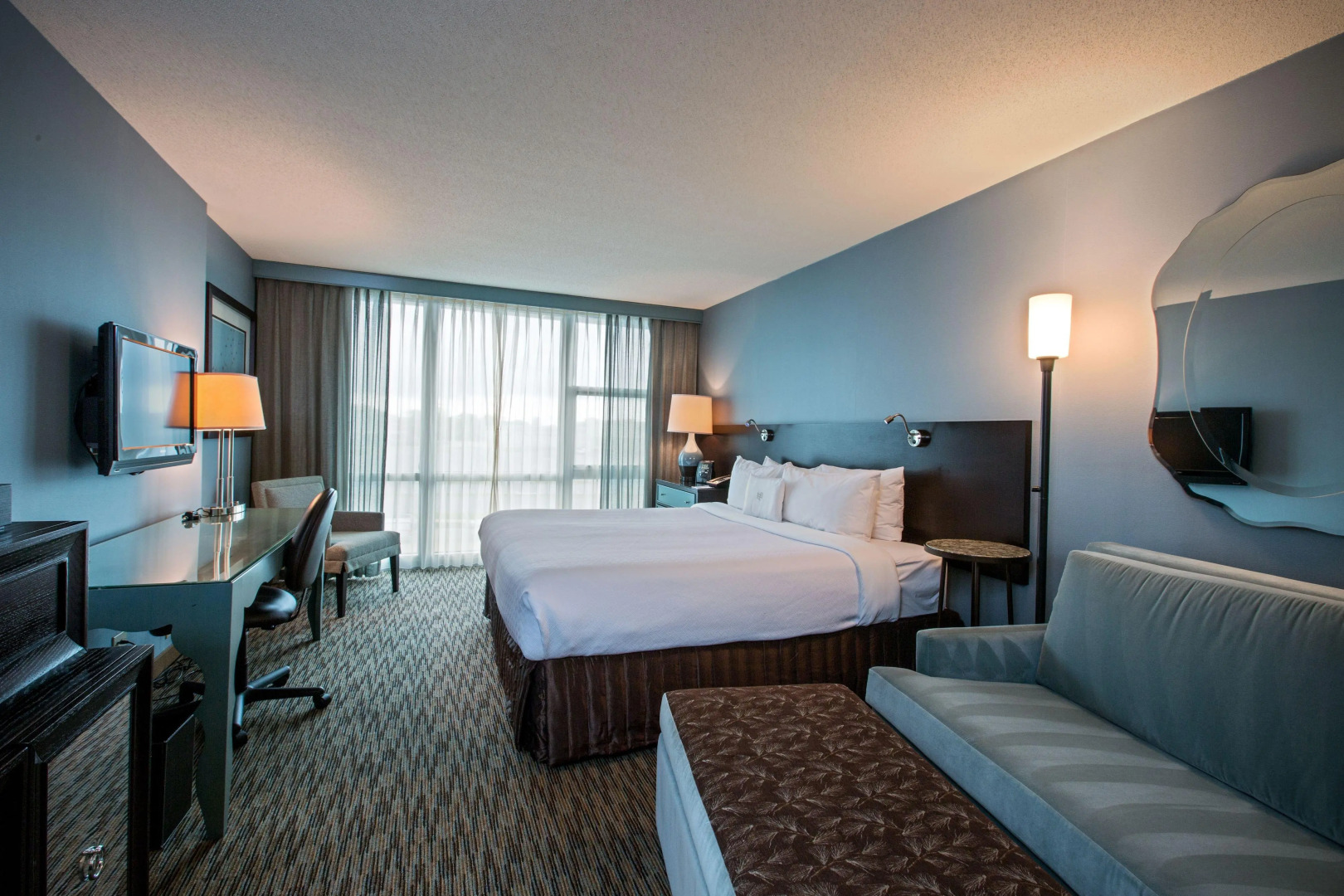 Crowne Plaza Lombard Downers Grove by IHG