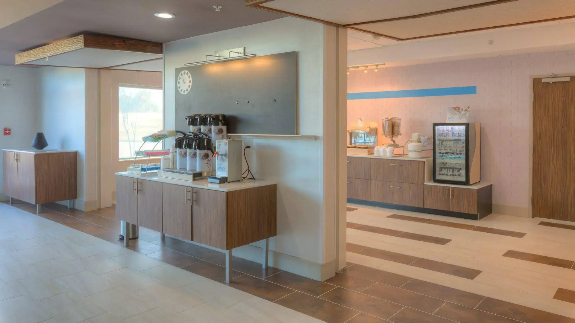 Holiday Inn Express & Suites Tulsa Midtown by IHG