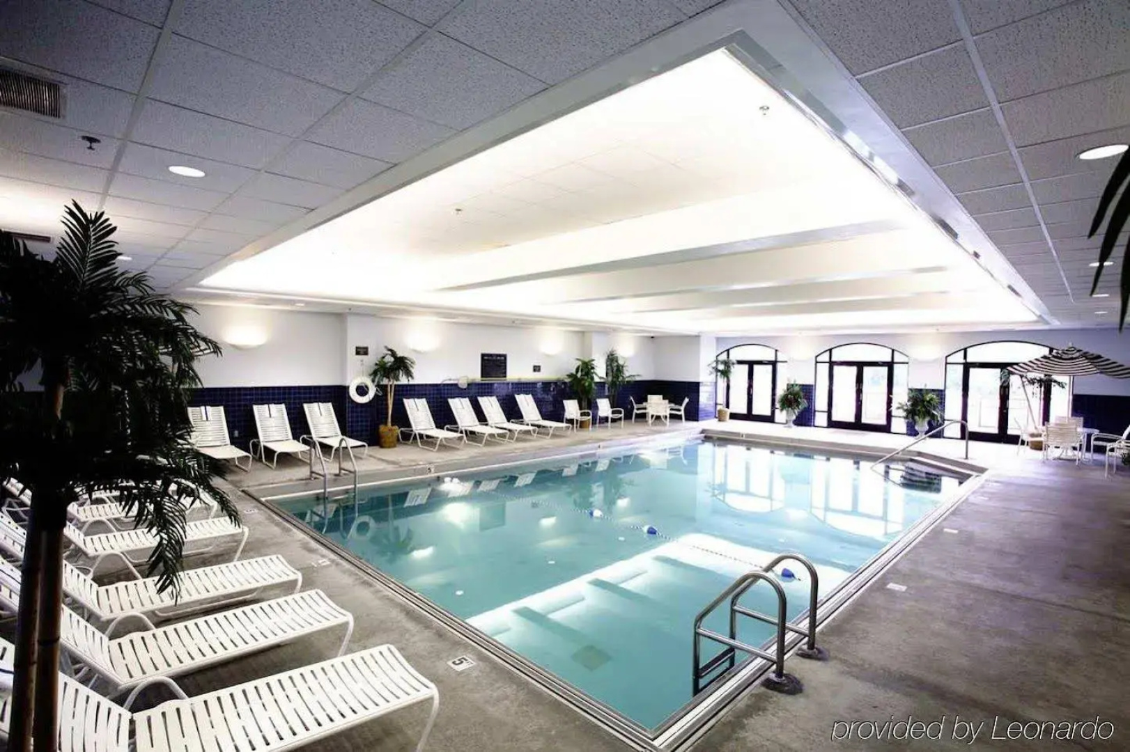 Hampton Inn & Suites Kansas City-Country Club Plaza