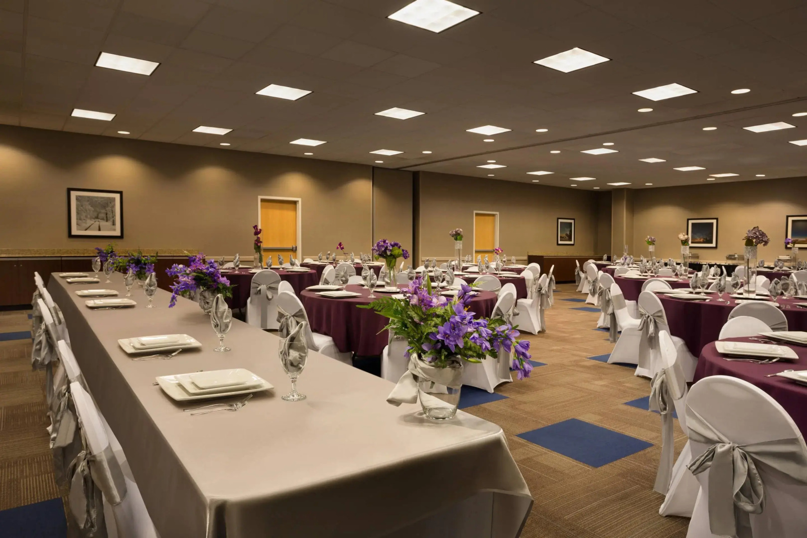 Comfort Inn & Suites Presidential - Downtown Little Rock