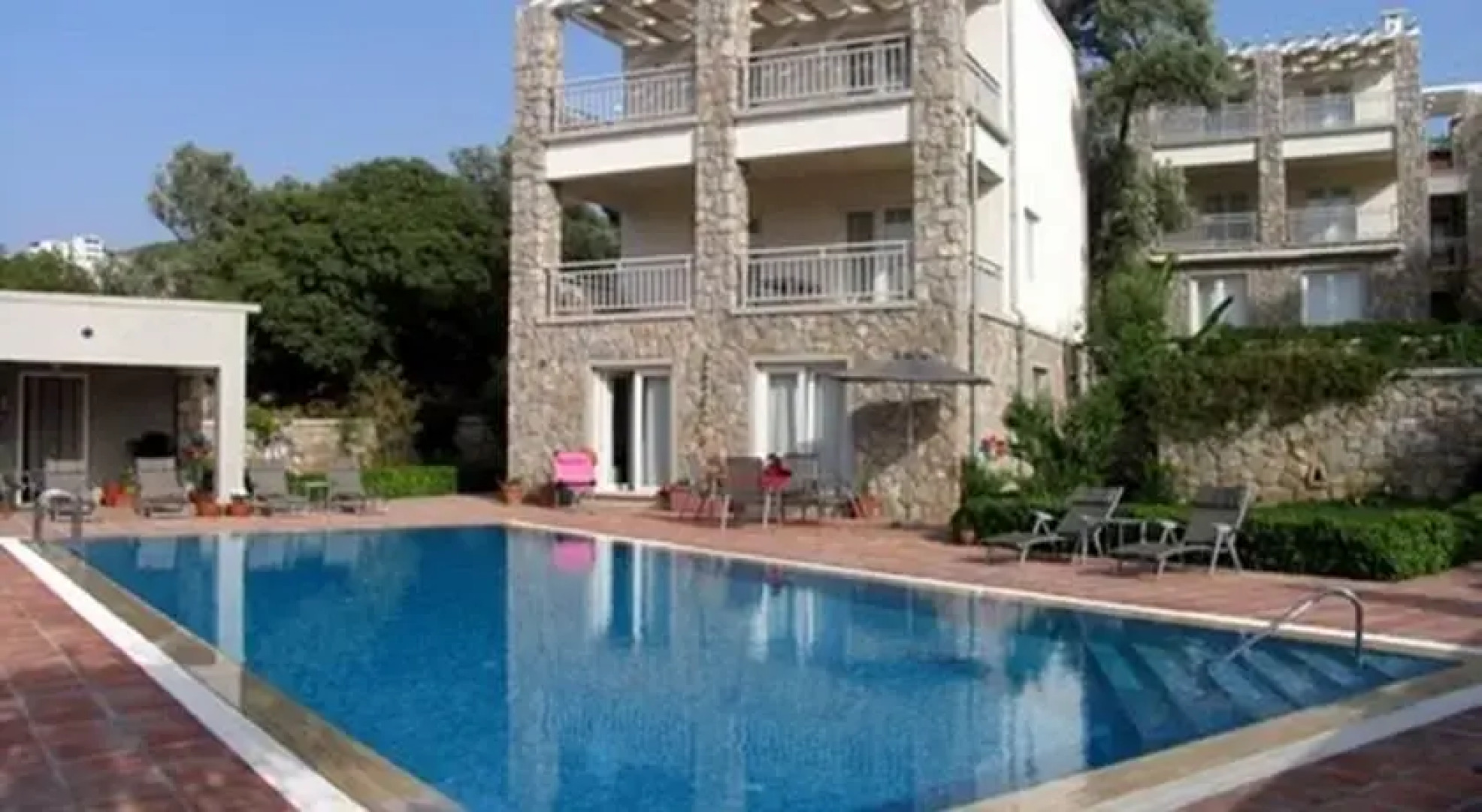 Holiday Villa BY2011