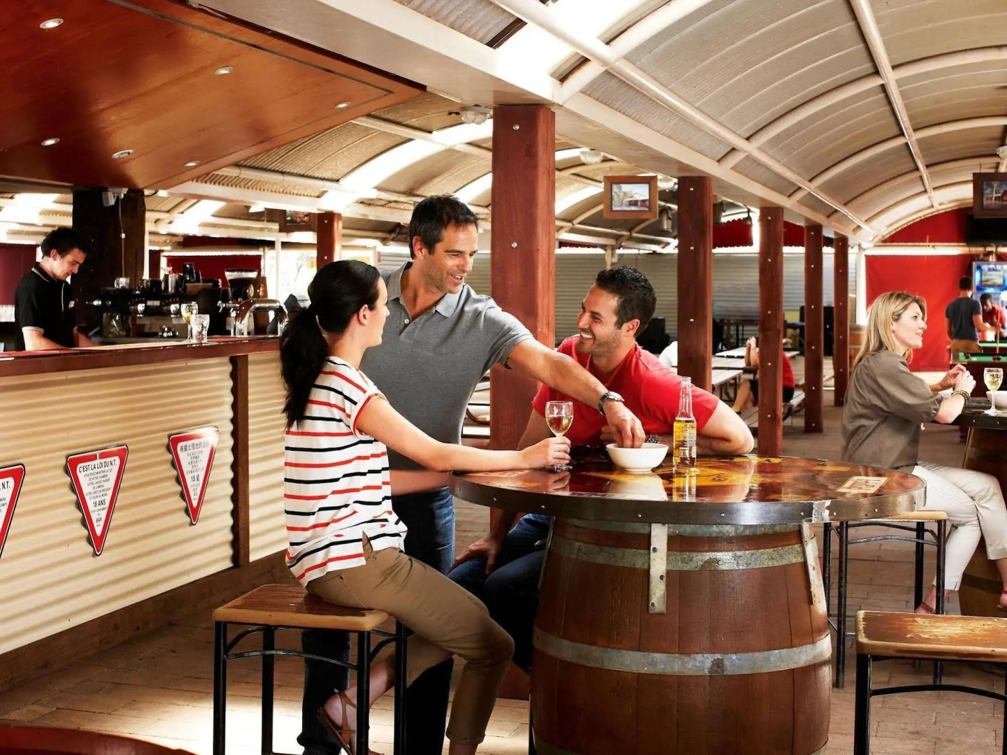 Outback Hotel & Lodge