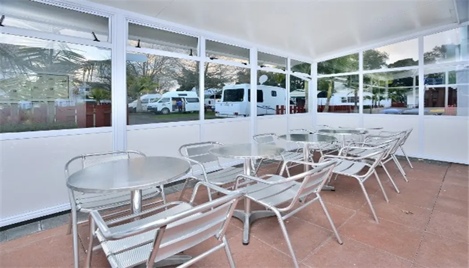 Auckland Northshore Motels & Holiday Park
