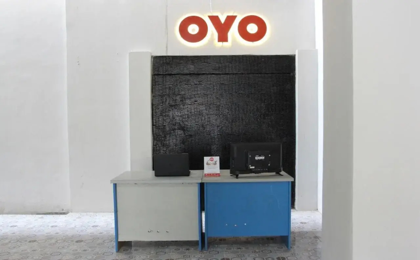 GP Residence By OYO Rooms