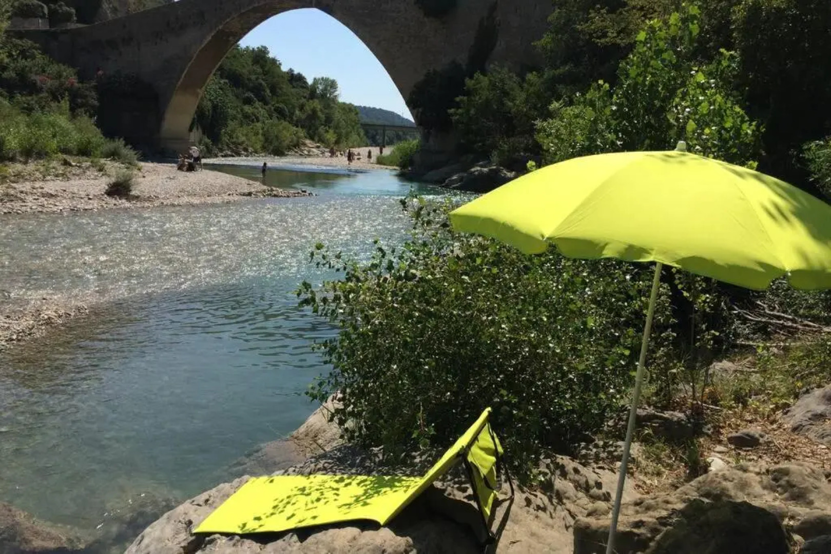 Nyons Centre, plage, vue, appart 6 pers, jardin