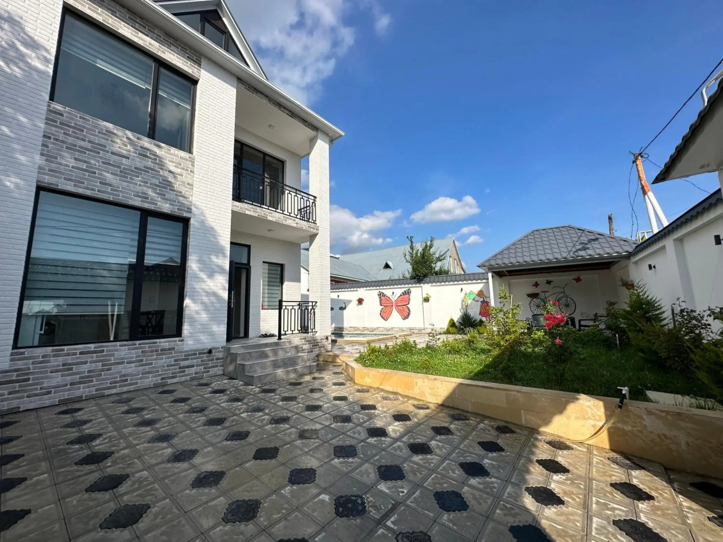 Qafqaz Suite Bluesky