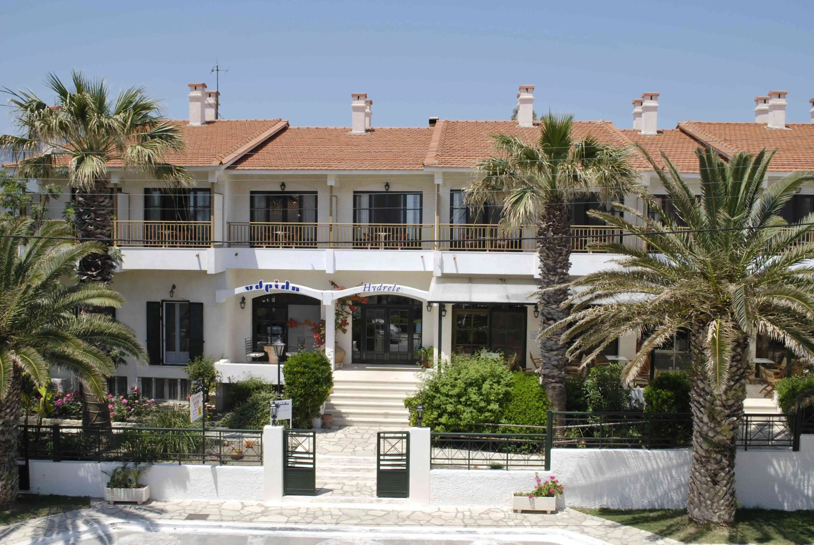 Hydrele Beach Hotel