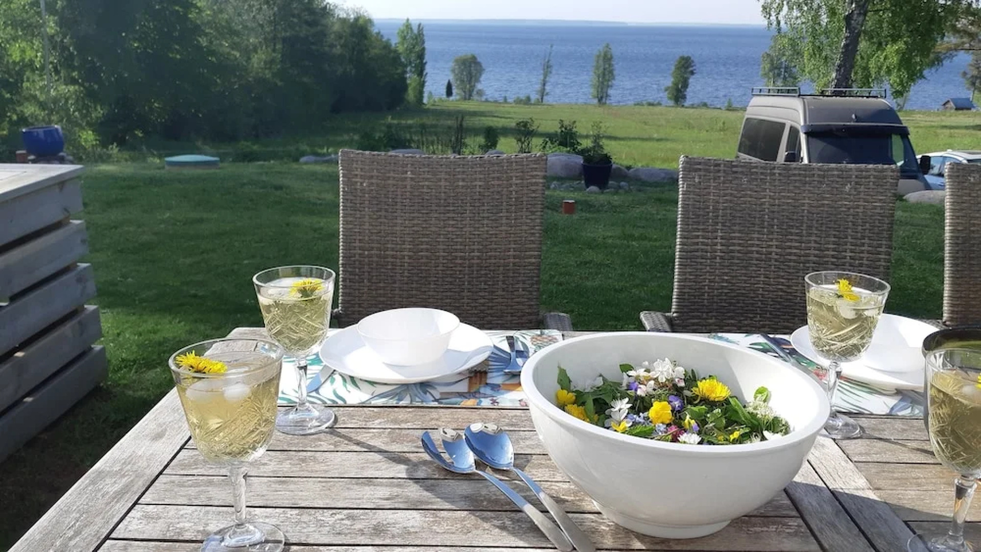 Stunning Sleeps 9 Lakeview Loghome, Spa & Yoga