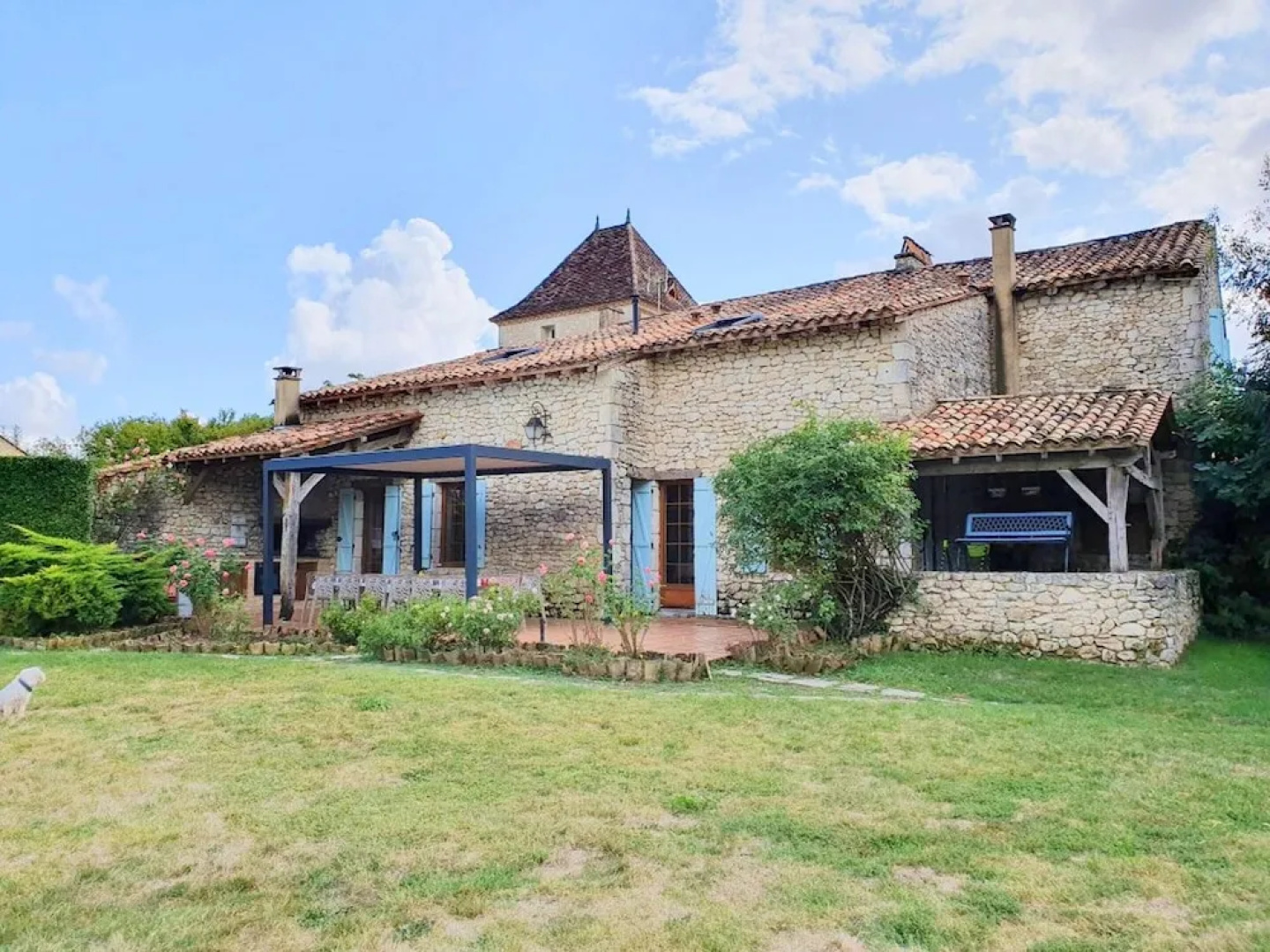 House With 6 Bedrooms in Thenac , With Private Pool, Furnished Garden and Wifi