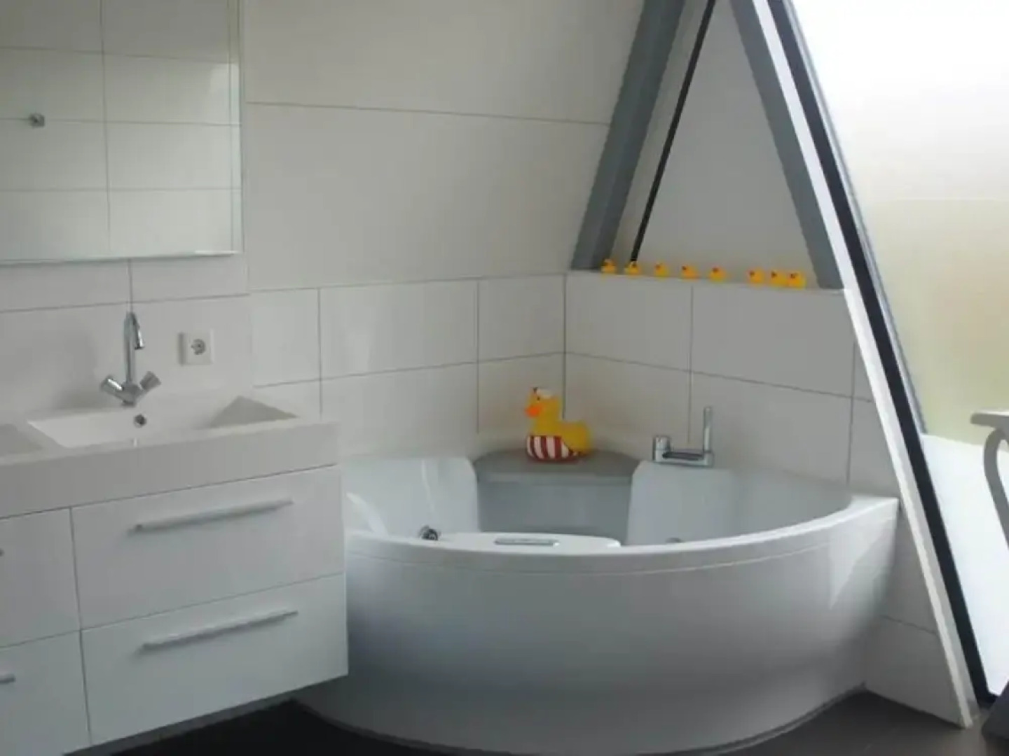 Spacious Holiday Home in Noordwolde With Garden