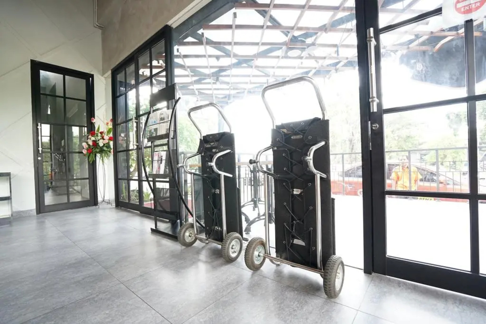 Cleo Hotel Jemursari