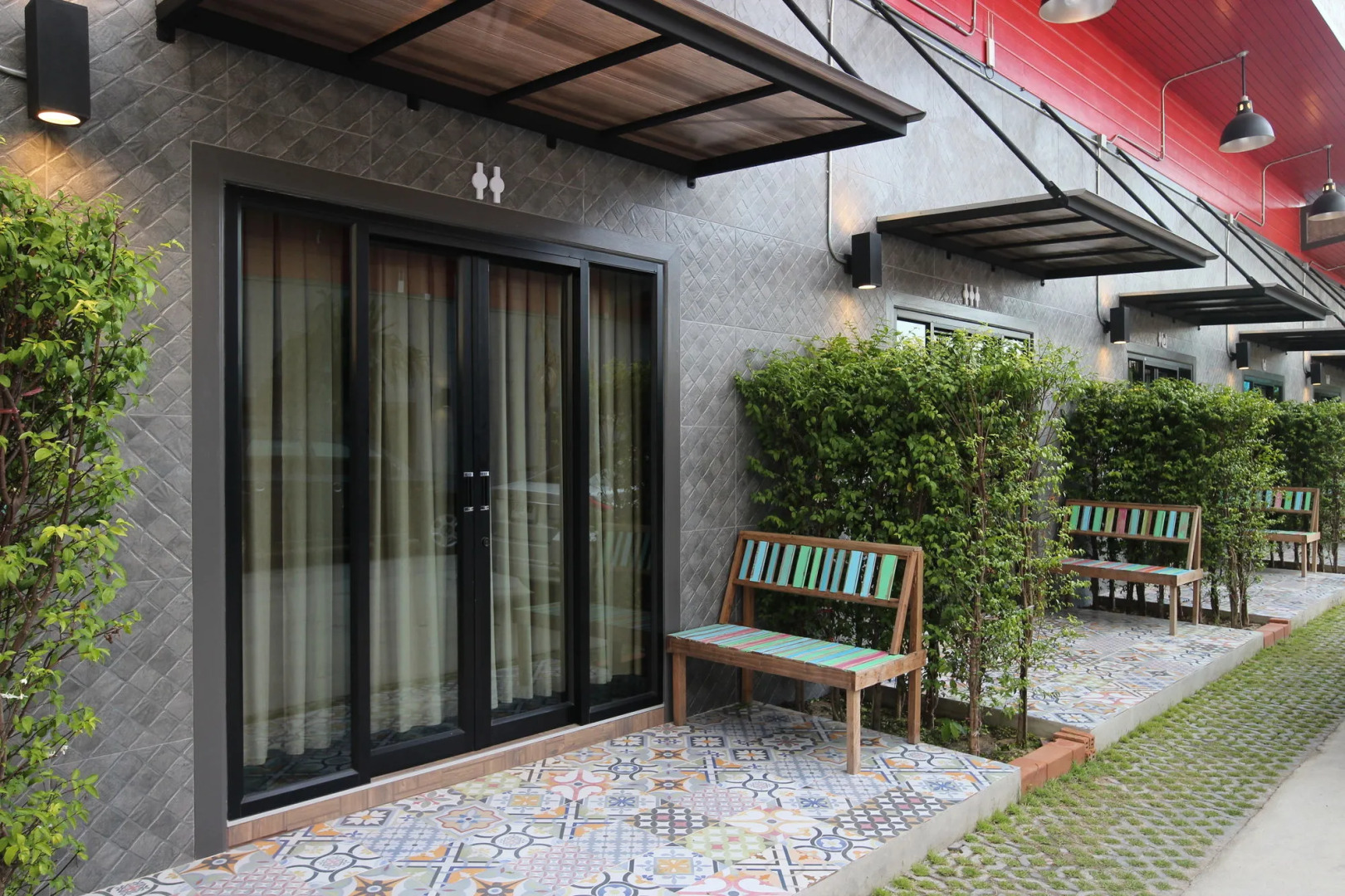 One Beat Vintage & Bistro