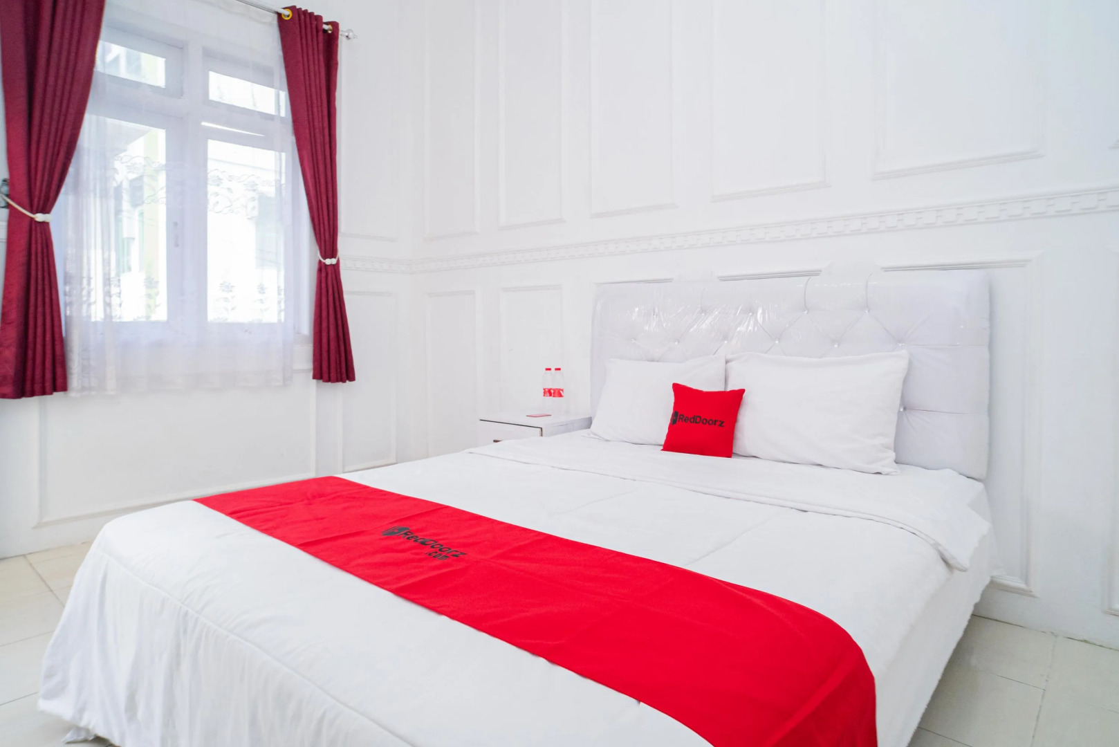 RedDoorz Syariah @ Aura Homestay