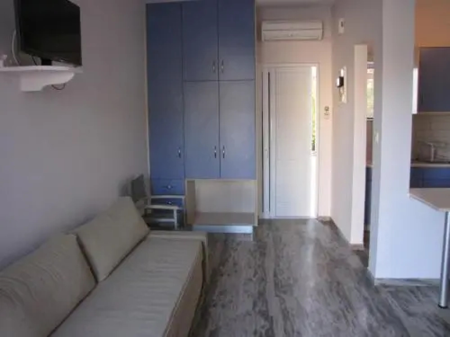 Karistos Mare Apartments