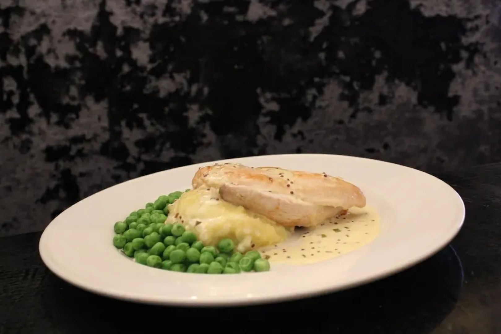 Marviks Sports Bar and Grill