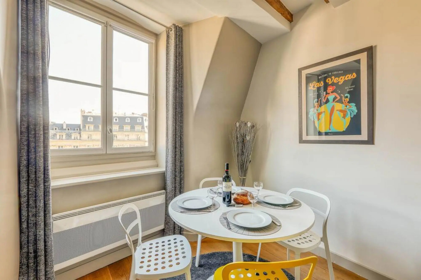 B 357  - VUE IMPRENABLE - Palais Royal