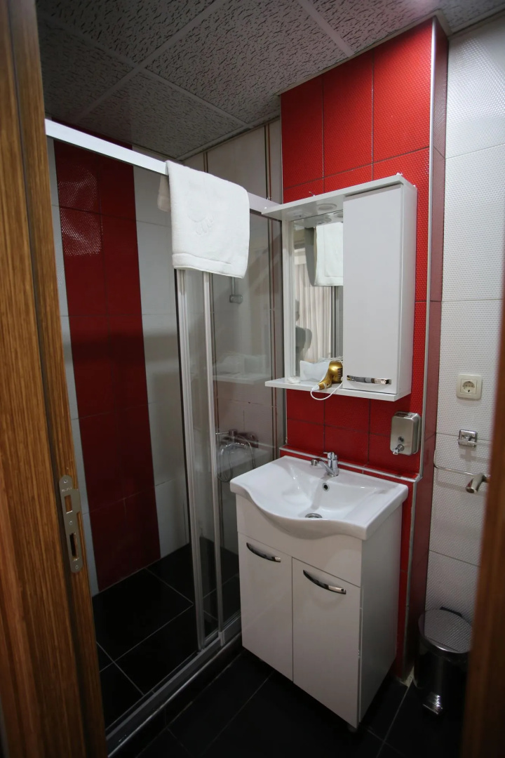 Artist Rooms Suites