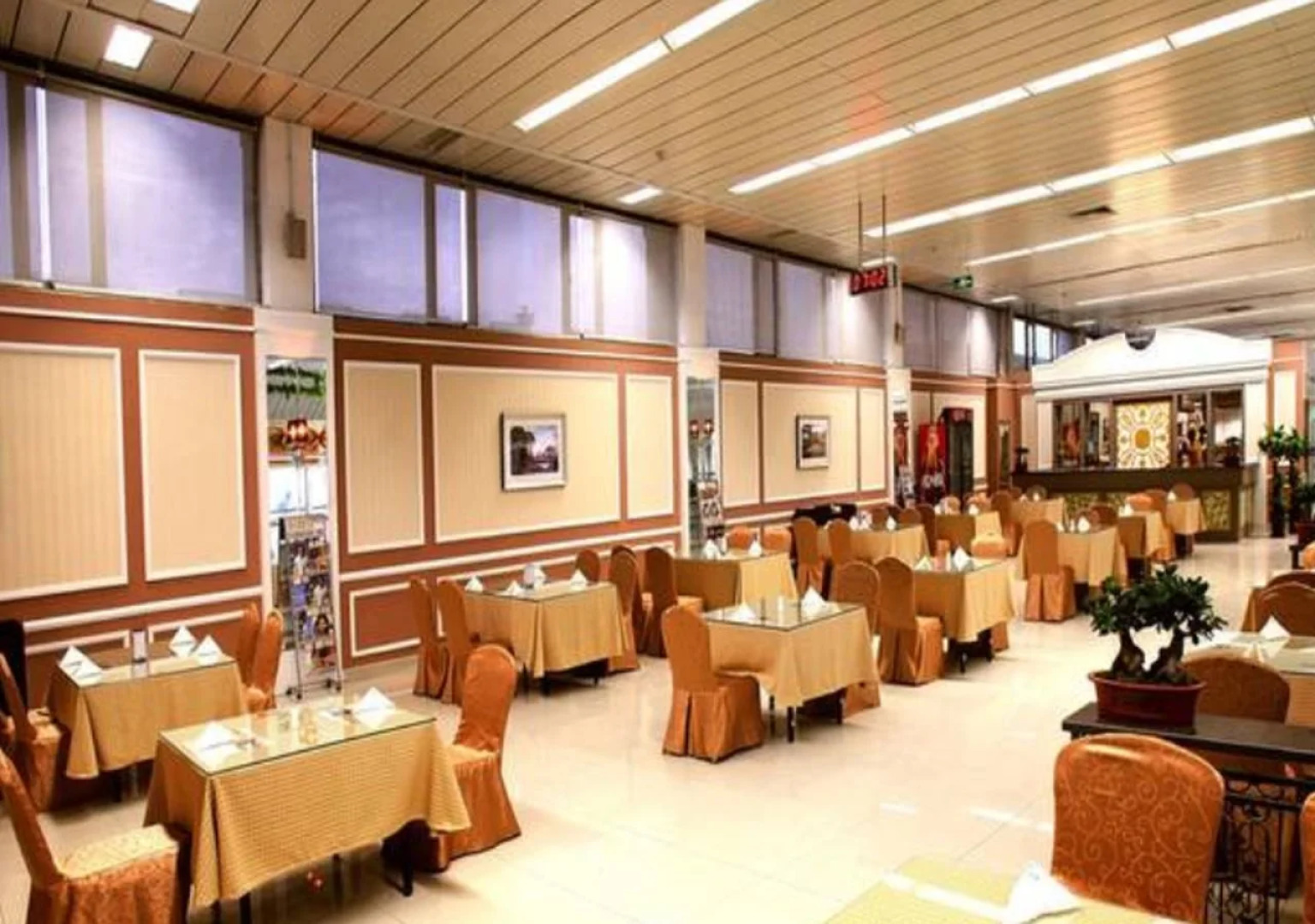 Urumqi Tianyuan Hotel