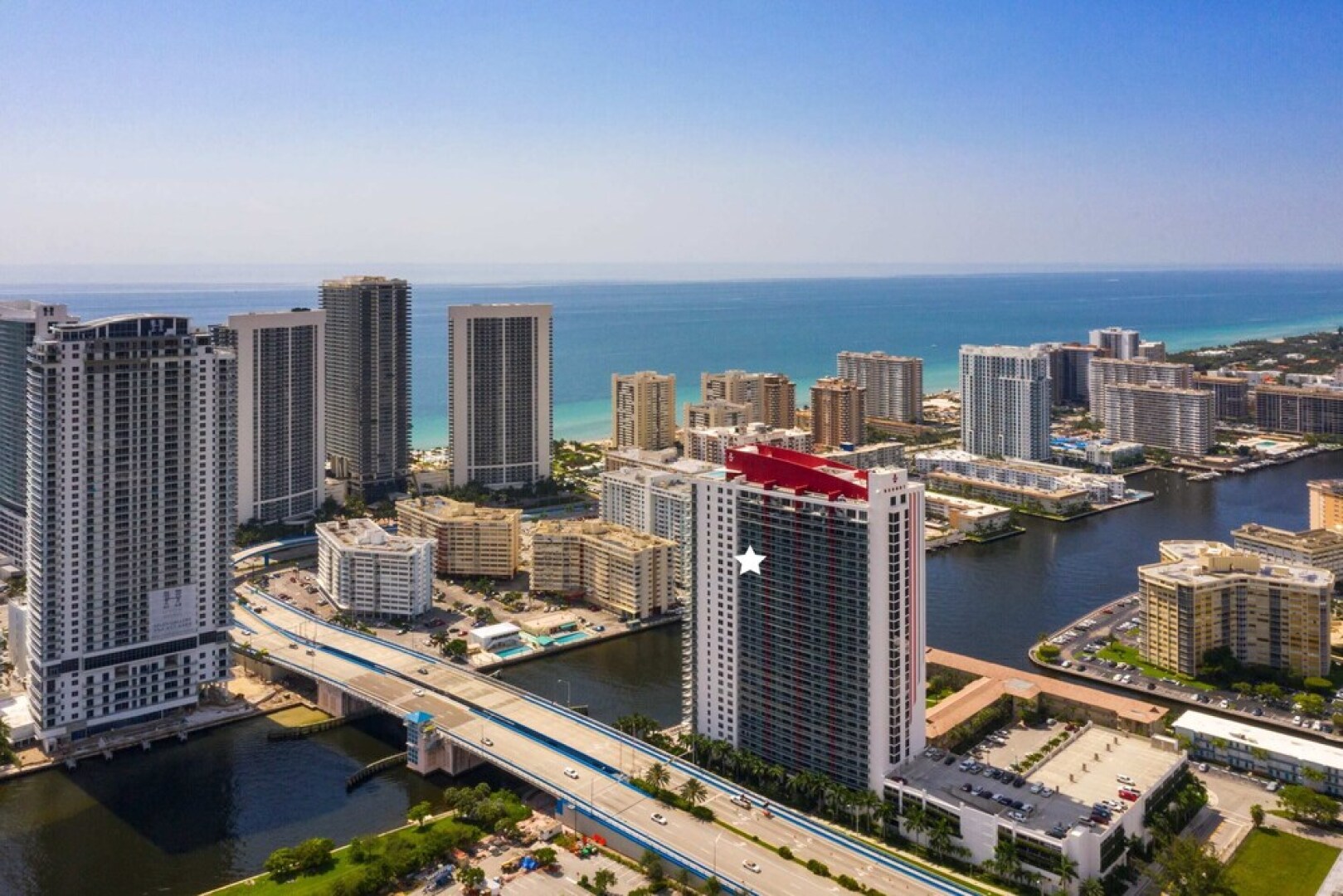 Beach Walk Resort Lux Apts by SV Rentals