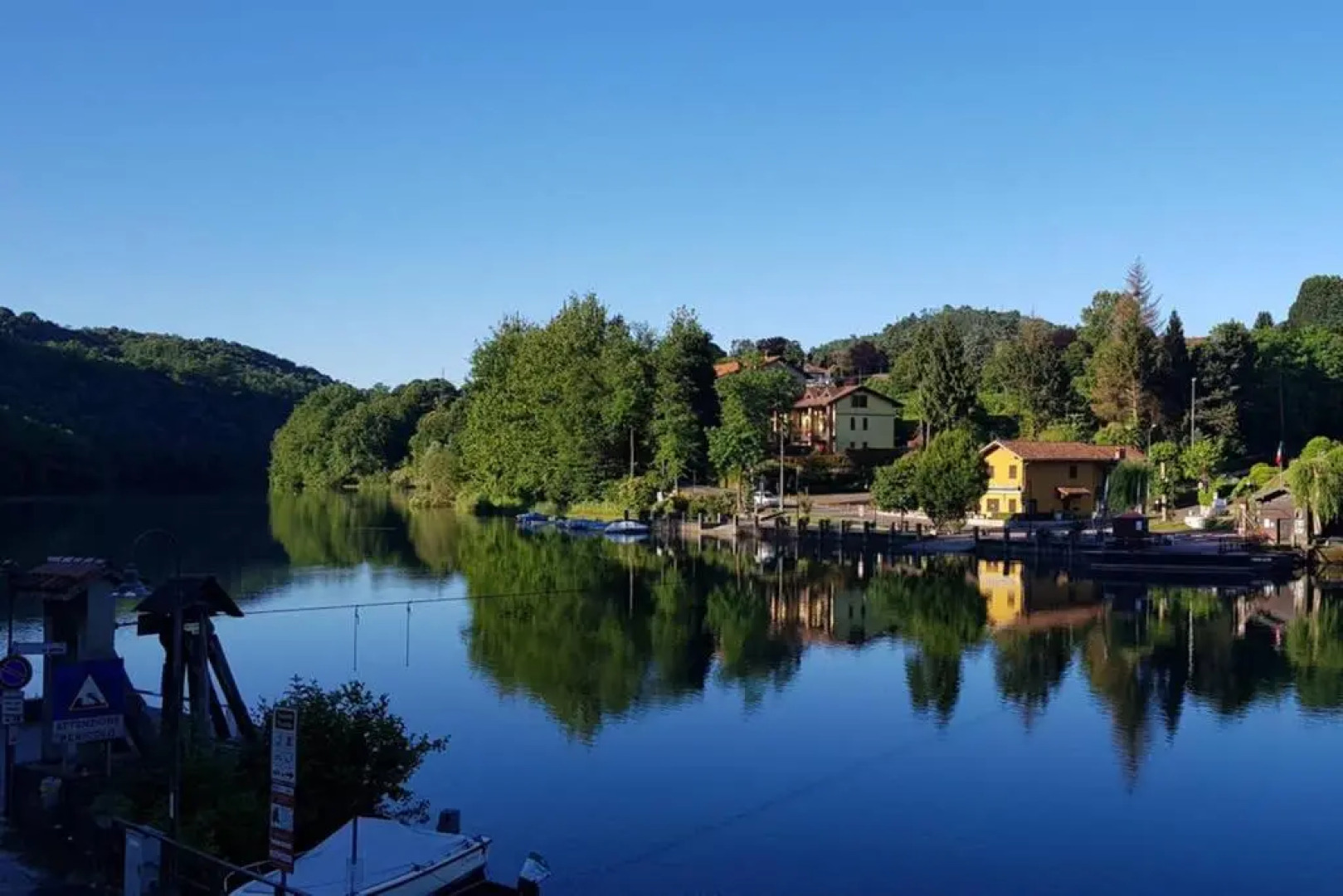 The House of the River (Studio)