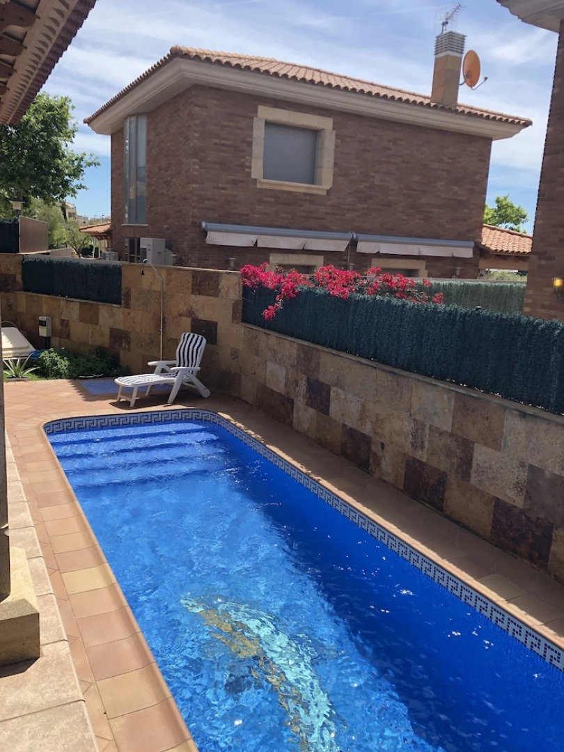 Chalet Con Piscina Privada