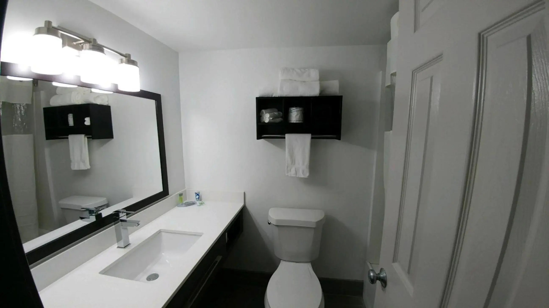 Garden City Inn