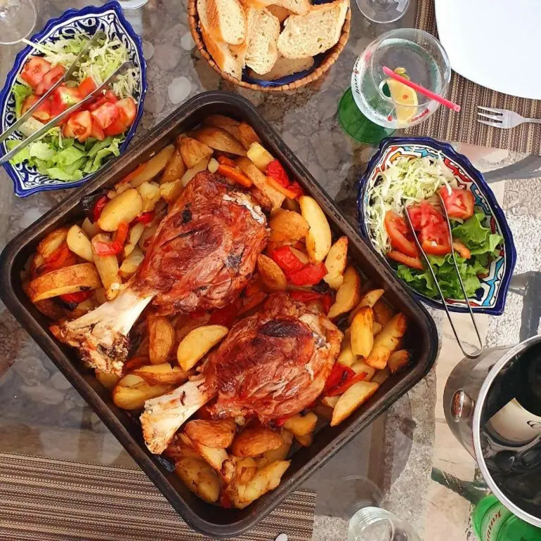 Villa Rava rooms & restaurant