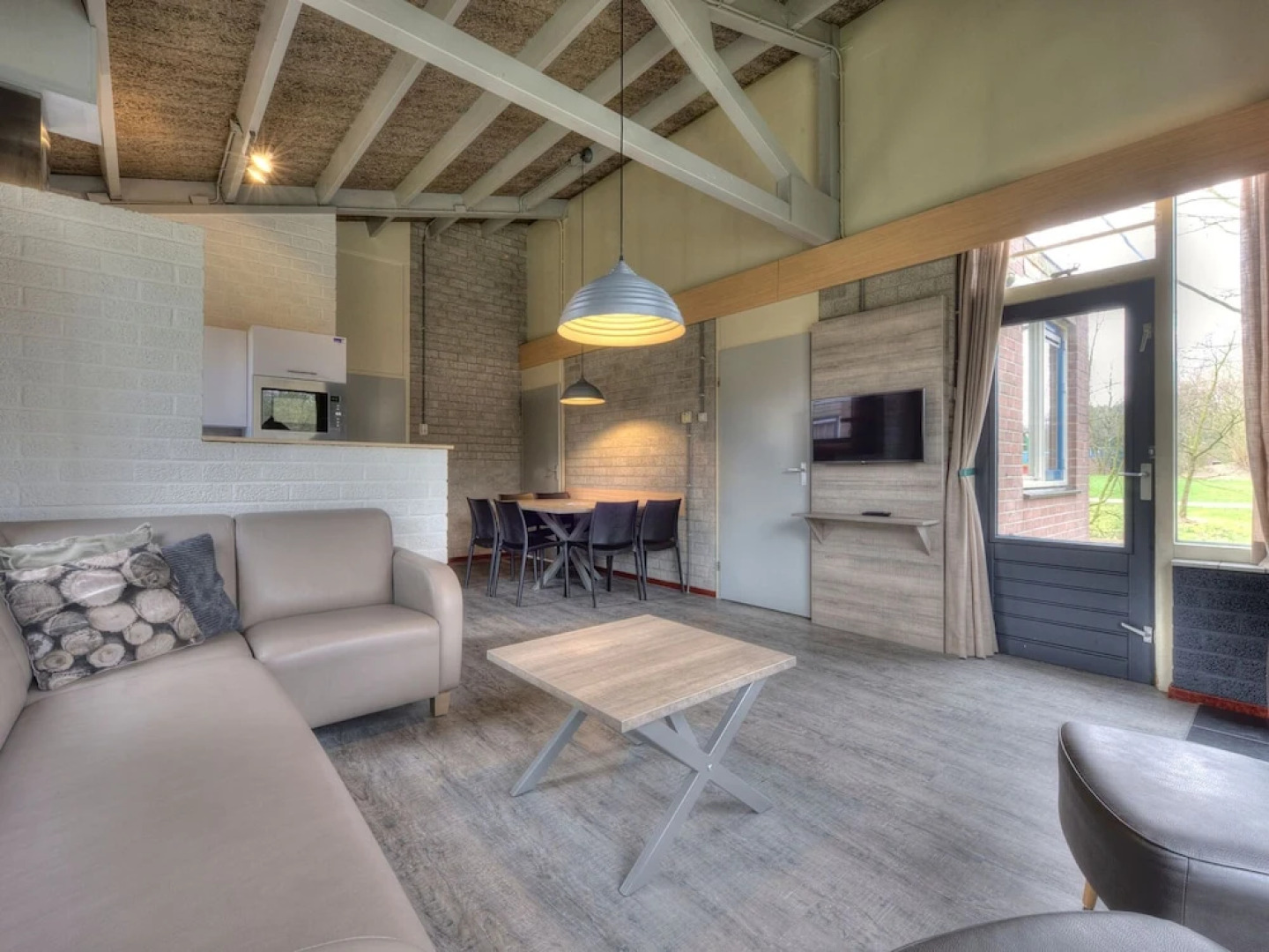 Restyled Bungalow with Dishwasher near Nature Reserve