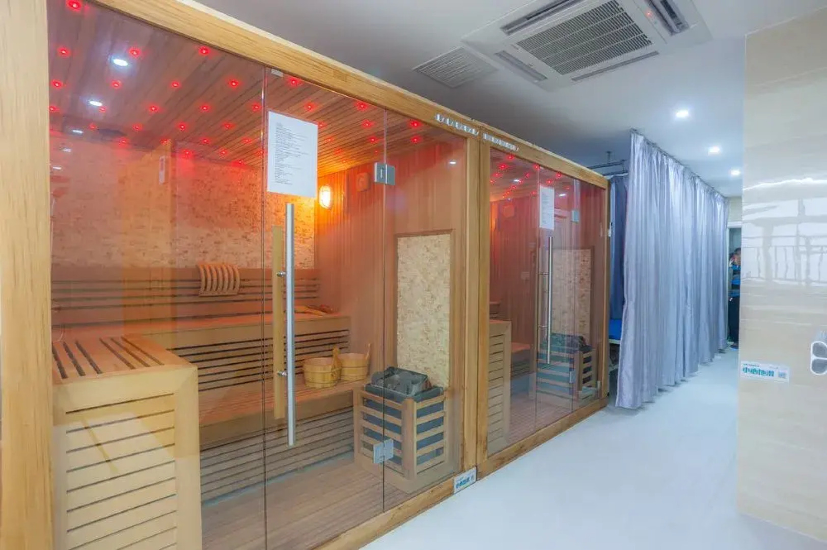 Rockabond Family Inn